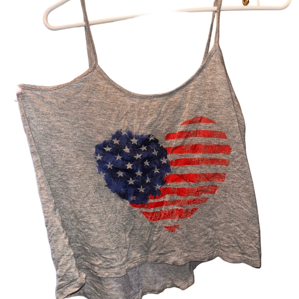 Women’s Gray Tank Top with American Flag Heart Graphic